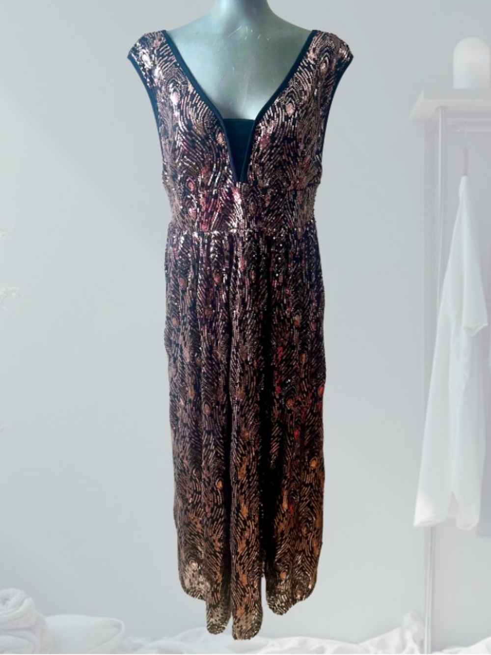 New -Cleo Patterned Sequin V-Neck Maxi Dress Evening Dress